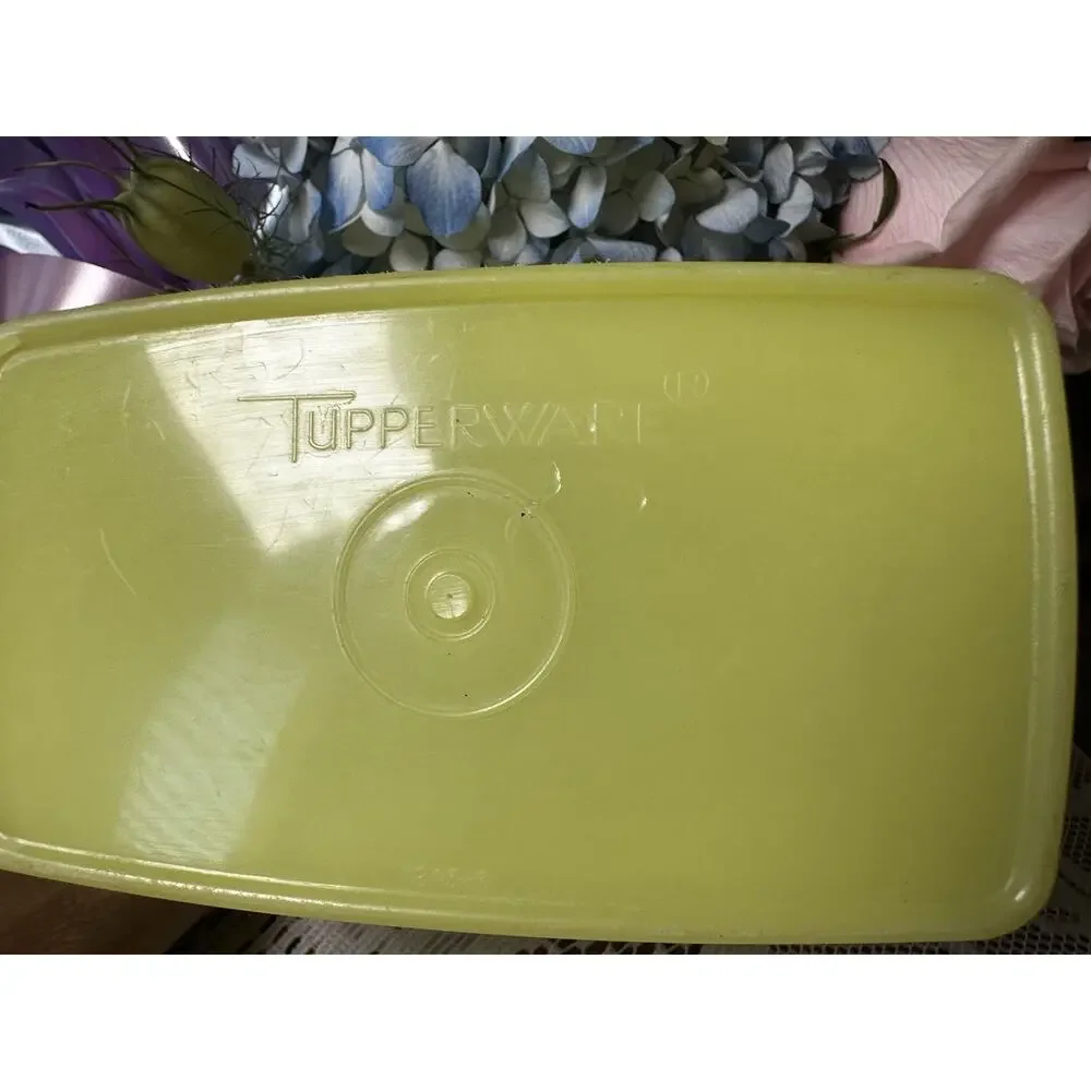 Vintage Tupperware Shelf Saver Food Storage Container NO LID